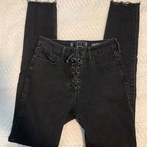 Hollister High Rise Super Skinny Tie up Jeans